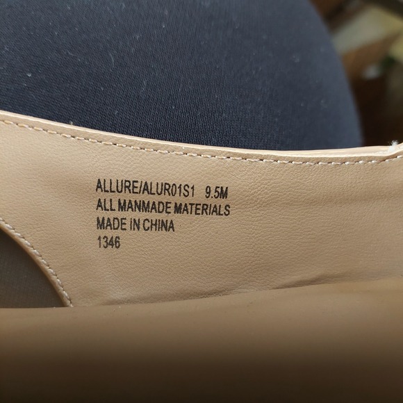 NEW! Steve Madden Wms Allure Patent Slingback Block Heel Tan/Black Vegan Sz 9.5M - Picture 8 of 10